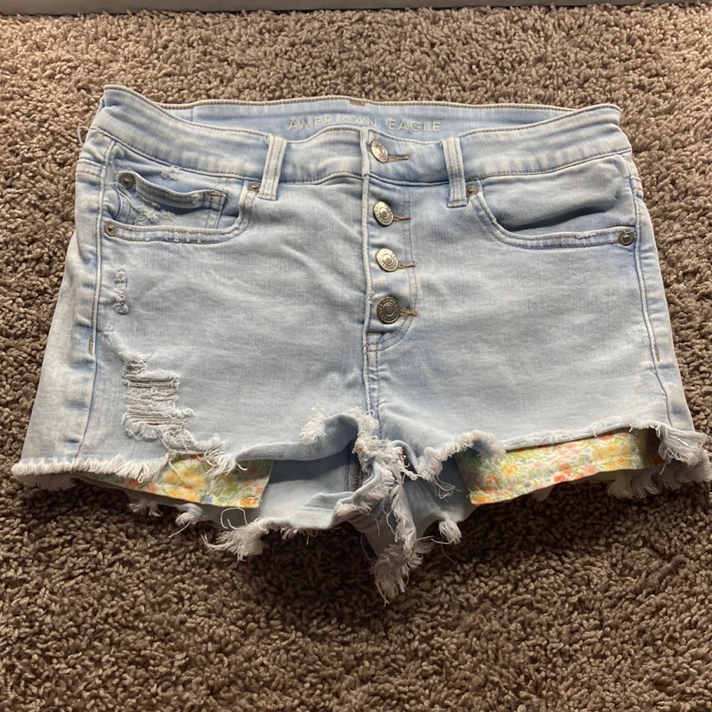 American eagle shorts- Size 6